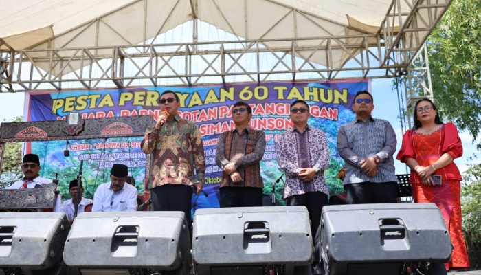 Pjs Bupati Toba Ajak Generasi Muda Simangunsong Aktif dalam Pembangunan Kabupaten Toba