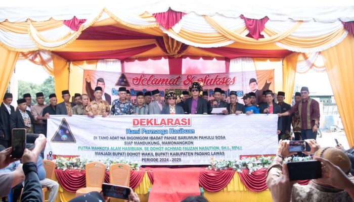 Dihadiri Ribuan Masyarakat, Dalihan Natolu Deklarasi Dukung Putra Mahkota – Achmad Fauzan