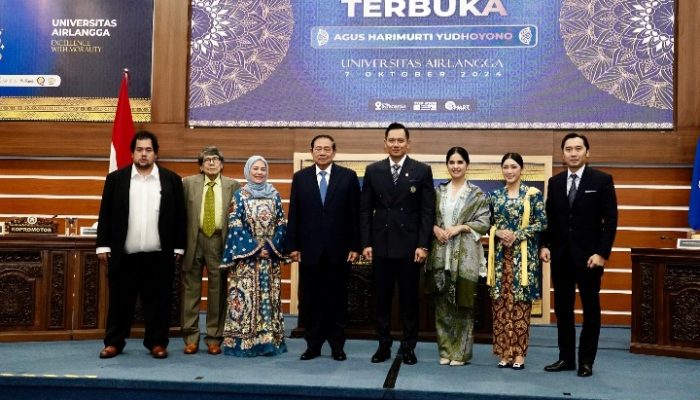 Penuh Haru, Menteri AHY Persembahkan Gelar Doktor untuk Almarhumah Ibu Ani Yudhoyono
