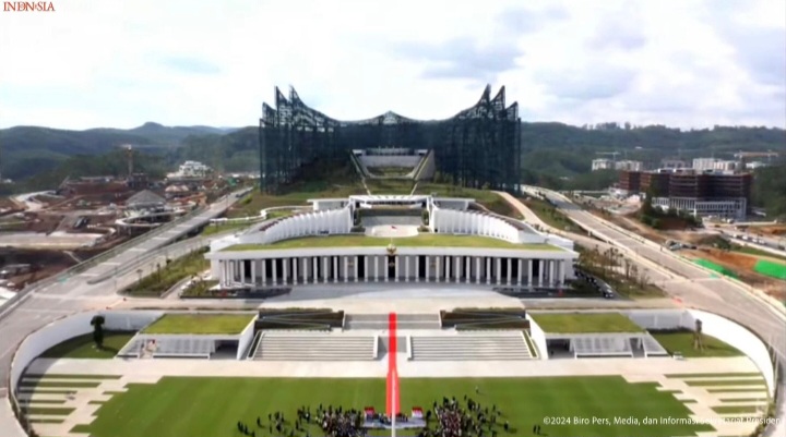 Istana Negara dan Istana Garuda