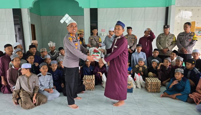Polsek Selesai Sambangi Pondok Pesantren Nurul Muttaqin