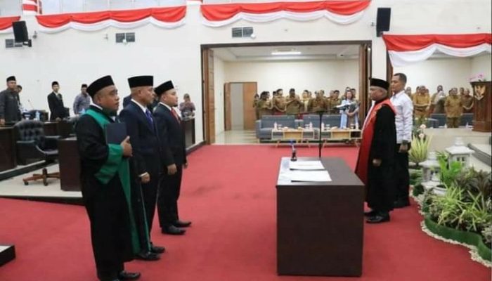 Sekdako Hadiri Paripurna Pelantikan Wakil Ketua DPRD Kota Binjai