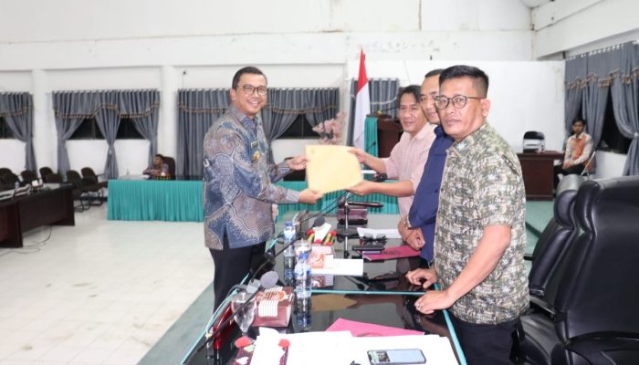 Pjs Bupati Toba Sampaikan Nota Jawaban APBD 2025, Fokus Peningkatan PAD dan Pengembangan UMKM