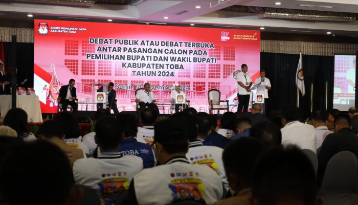 Debat Publik Pilbub Toba Berjalan Lancar, Pjs Bupati Toba Apresiasi KPUD dan Ketiga Paslon