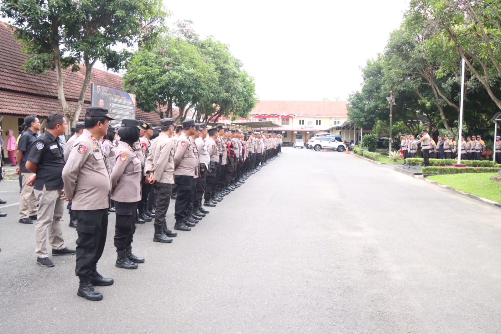 Tinjau Kesiapan Pengamanan Pilkada