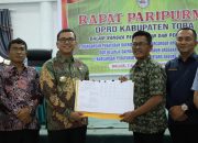 DPRD Toba dan Pjs Bupati Teken Persetujuan Bersama RAPBD 2025 dan Ranperda Gedung Bangunan