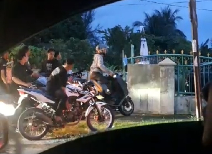 Posko Pemenangan Amir-Jiji Diserang