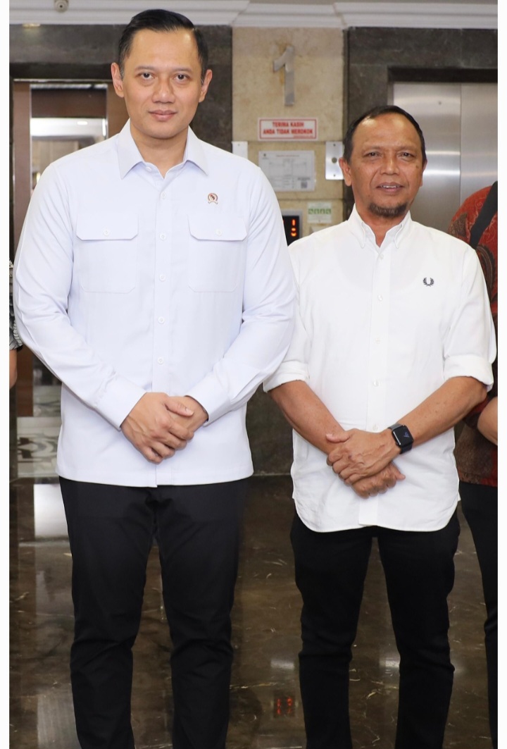 Askani Rayakan Ulang Tahun ke 60