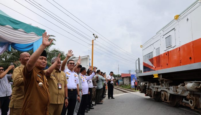 Tekan Risiko Kecelakaan, Pemprov Sumut Resmikan Pos Jaga dan Palang Pintu Perlintasan Kereta Api Tanjungbalai