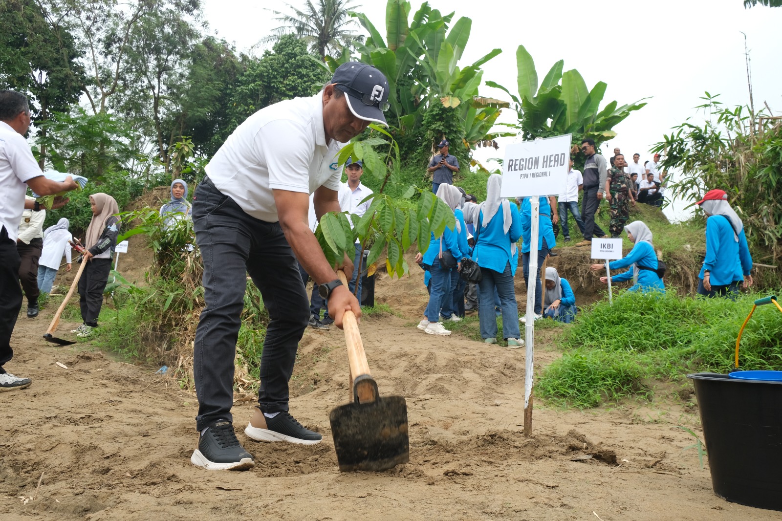 Rayakan Setahun Trasformasi