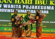 Wanita Pujakesuma Sumut Gelar Peringatan Hari Ibu ke-96, Empat Tokoh Wanita Dianugerahi Penghargaan