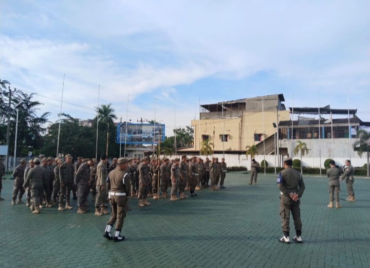 Penertiban Baliho dan Spanduk