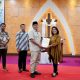 Serahkan Sertifikat Tanah ke Gereja Pasundan