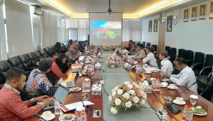 Senator M Nuh Dukung Program EPIKS yang Digagas OJK
