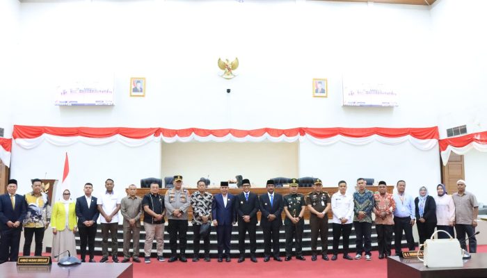 Amir Hamzah – Hasanul Jihadi Sampaikan Visi “Maju dan Sejahtera” di Rapat Paripurna DPRD Kota Binjai