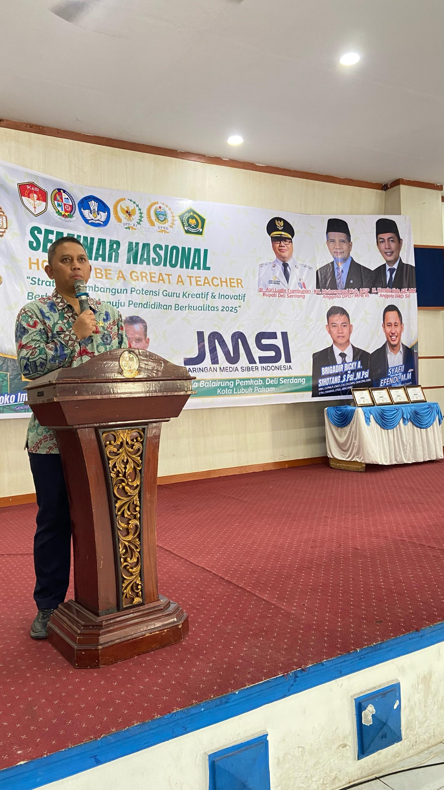 Bupati Deli Serdang Buka Seminar Nasional JMSI