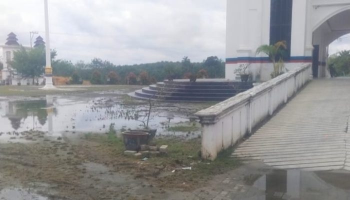 Kantor DPRD Labusel Sepi dan Tak Terawat, Ketua Perma Labusel: “Mengurus Kantor Saja Tak Mampu, Apalagi Rakyat?”