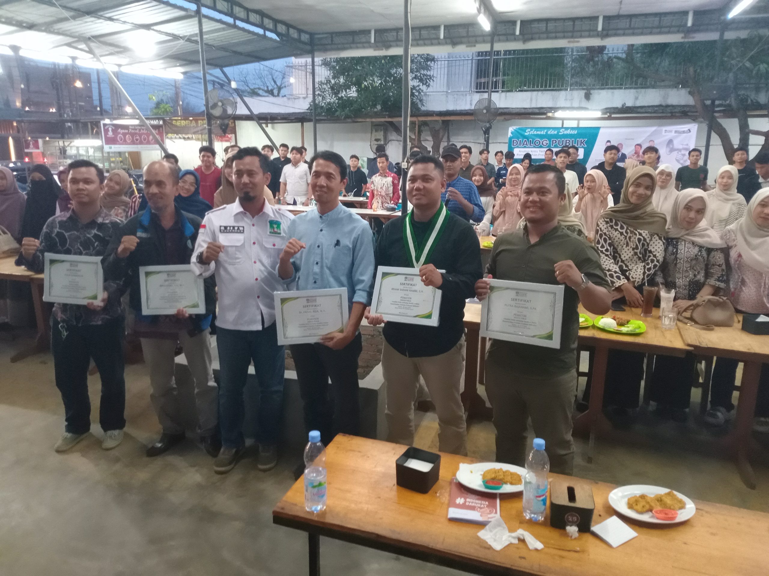 Kritisi Enam Bulan Pemerintahan