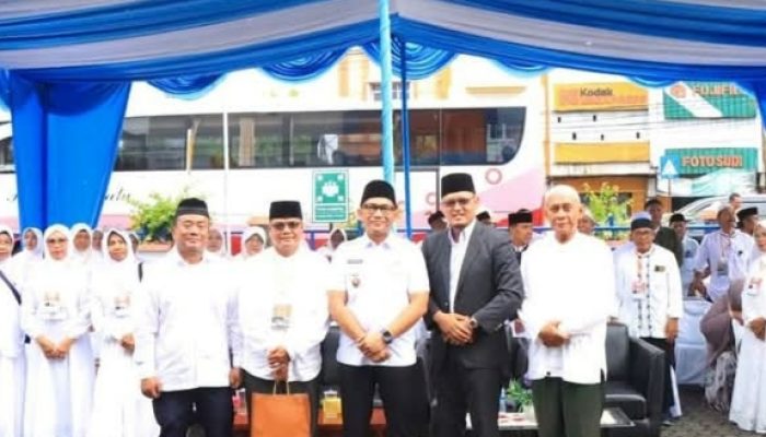 Wakil Wali Kota Binjai Lepas 58 Calon Haji Bank Sumut Ikuti Manasik Haji Akbar