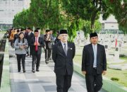 Direktur RS Jiwa Prof dr Muhammad Ildrem Ikuti Ziarah ke Makam Pahlawan di HUT ke-77 Provinsi Sumut