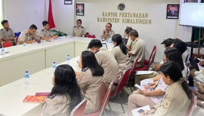 Kantor Pertanahan Simalungun Gelar Rapat Evaluasi, Fokus pada Peningkatan Kualitas Data dan Layanan