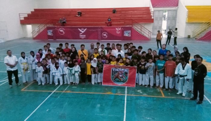 KONI Kota Binjai Bersama BNNK Melepas Kontingen Tiger Sumatera Binjai Menuju Kejuaraan Taekwondo Championship BNNP SUMUT 2025