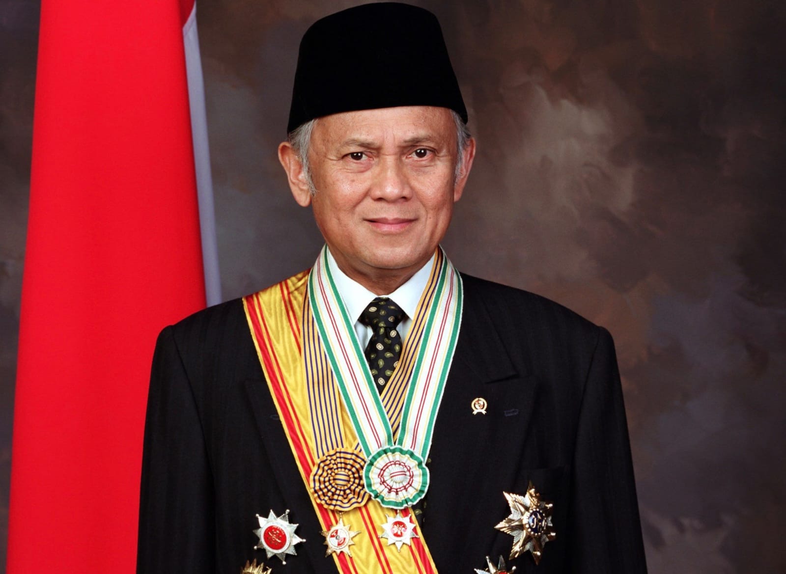BJ Habibie Diusulkan Jadi Pahlawan Nasional
