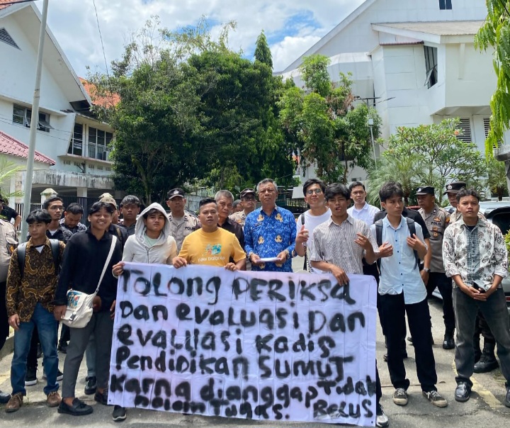 Kadis Pendidikan Sumut Disorot