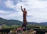 Pembangunan Monumen Jokowi di Samosir: Sejumlah Tokoh Setuju, Tapi Muncul Kritik soal Pengkultusan dan Efektivitas Dana