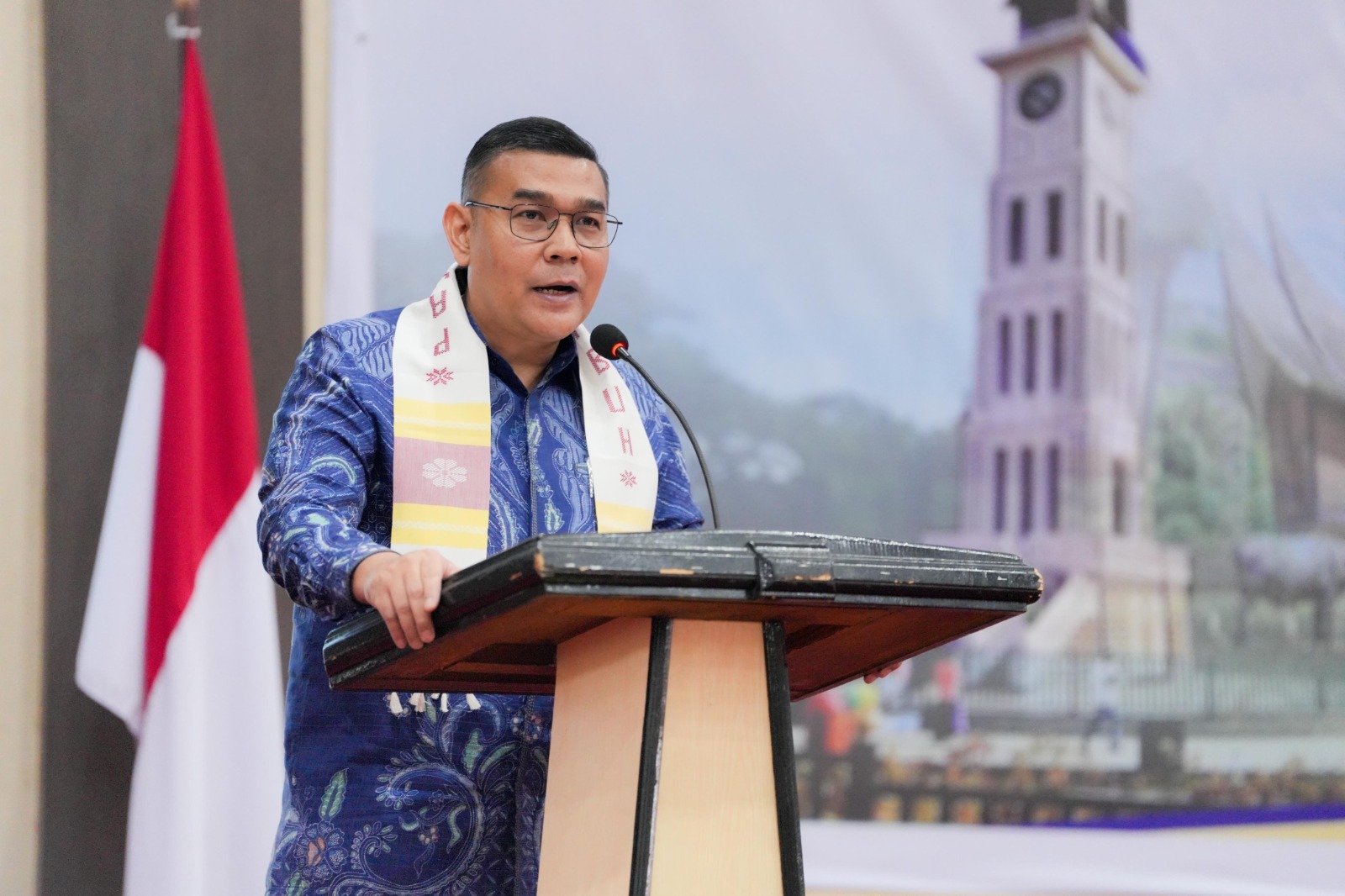 Adat dan Tradisi