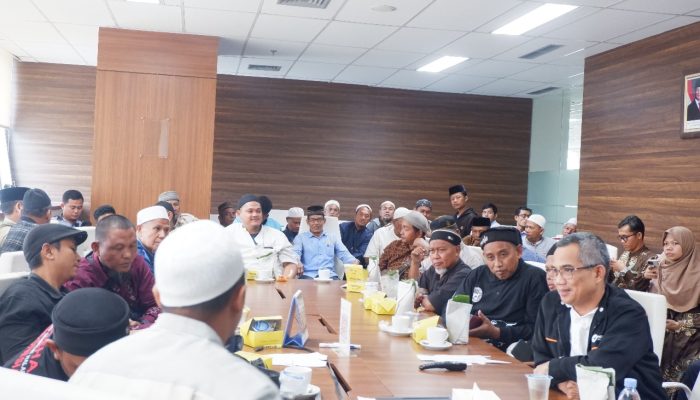 Pelindo Regional 1 Gelar Pelatihan Pemotongan Hewan Kurban Sambut Idul Adha 1446 H
