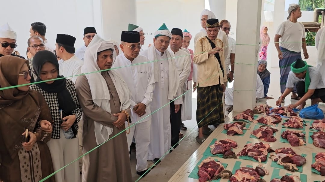 Saksikan Pembagian Daging Kurban