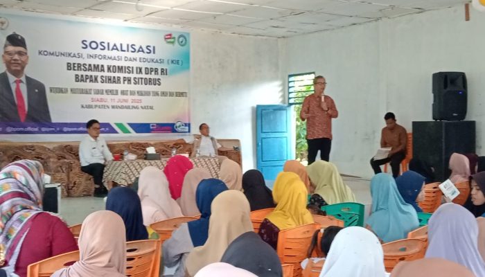 Anggota DPR RI Sihar Sitorus Bersama BPOM Sumut Gelar Sosialisasi Edukasi Obat dan Makanan Aman di Madina 