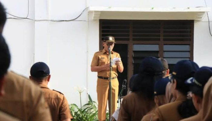 Staf Ahli Wali Kota Binjai, Joner Lumbantoruan Tekankan Profesionalisme ASN dalam Gelar Apel Gabungan