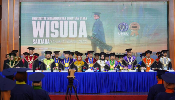 Wisuda UMSU Jadi Model, Kopertais IX: Saya Meneteskan Air Mata