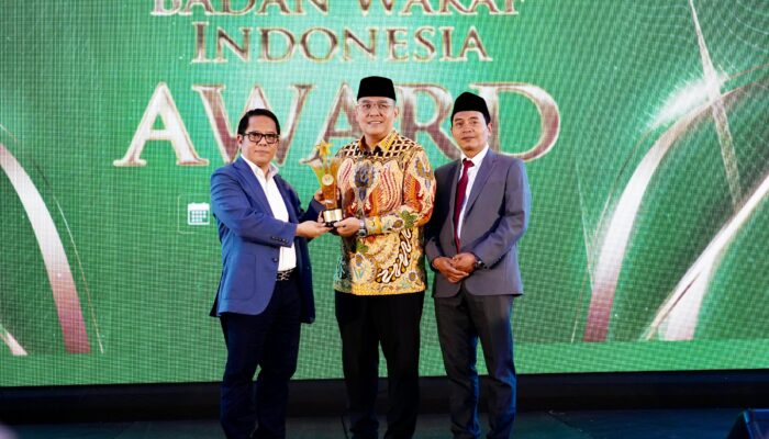 Kementerian ATR/BPN Raih Penghargaan Pendukung Percepatan Sertifikasi Tanah Wakaf oleh BWI Awards