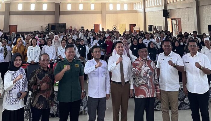 Senator KH. M. Nuh, Apresiasi Kepala Dinas Pendidikan dan Pemkab. Labura Gelar Seminar Nasional Untuk Upgrading Guru