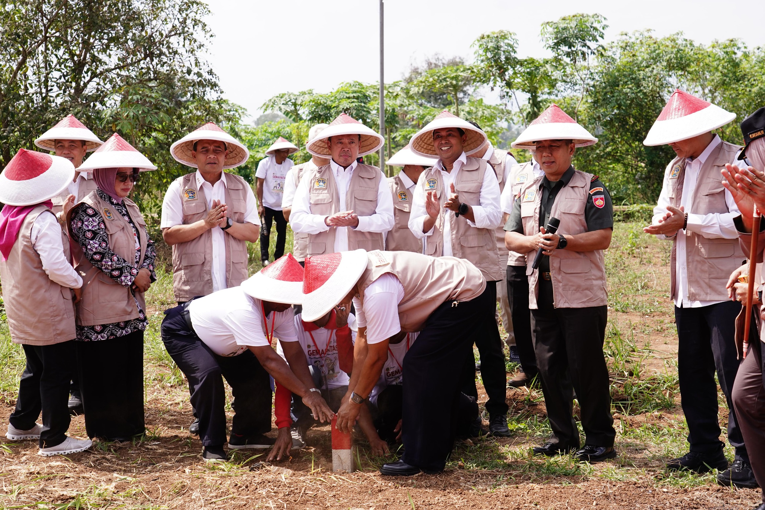 Wajib Pasang Patok