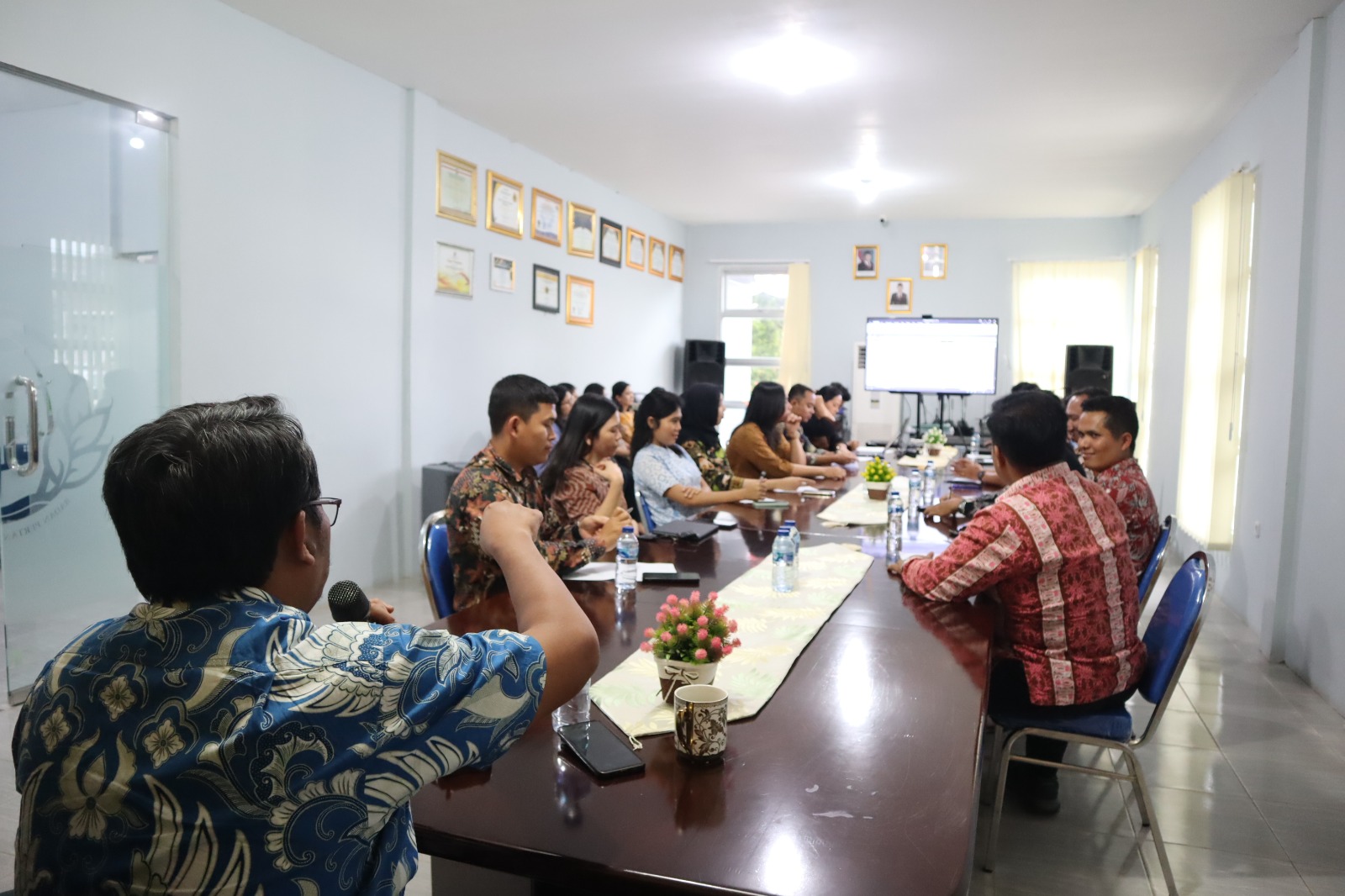 Tindaklanjuti Hasil RAKERDA 2025