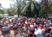 Kericuhan Warnai Pembongkaran Markas GRIB Sumut dan Dua Diskotek, Pangdam I/BB Dilempari Massa