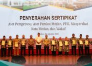 Penyerahan Sertipikat Tanah
