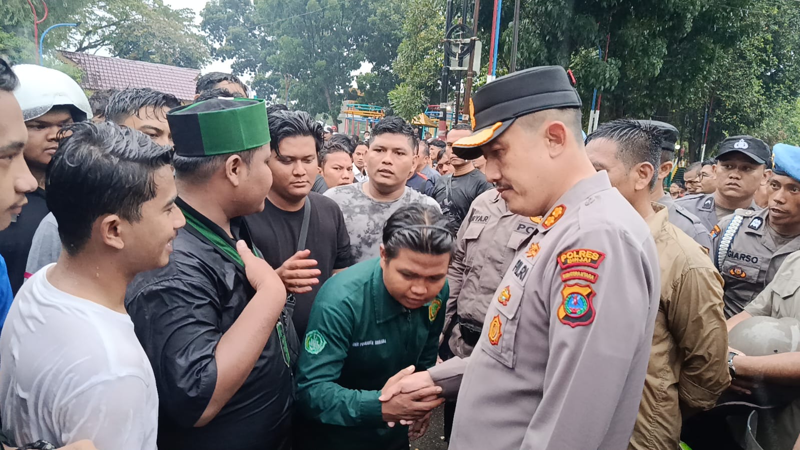 Demo Bubarkan DPR di Binjai Ricuh