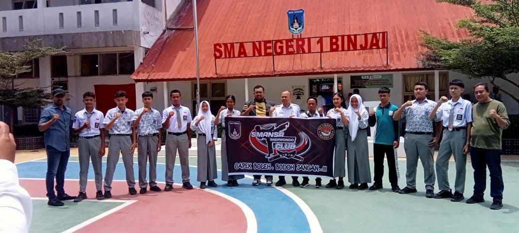 13 Atlet Taekwondo SMAN Binjai