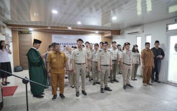 Lantik Panitia Ajudikasi