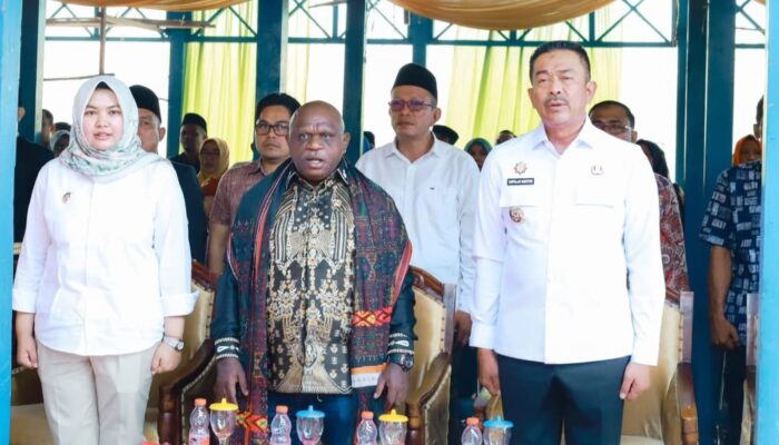 Kunker di Madina, Menteri HAM Natalius Pigai Kukuhkan Komitmen Masyarakat Sadar HAM