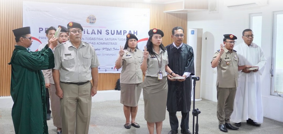 Lantik Panitia Ajudikasi