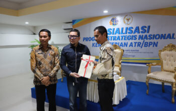 Serahkan Sertipikat Hak Pakai