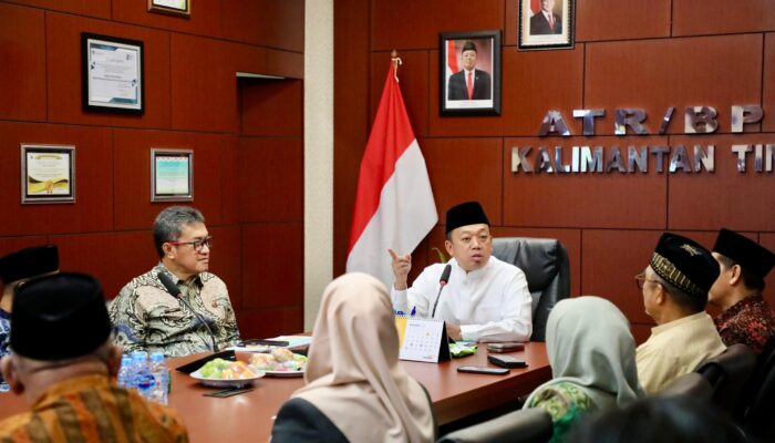 Dari Hati ke Hati, Menteri Nusron Bahas Sertipikasi Tanah Wakaf dan Rumah Ibadah di Kaltim