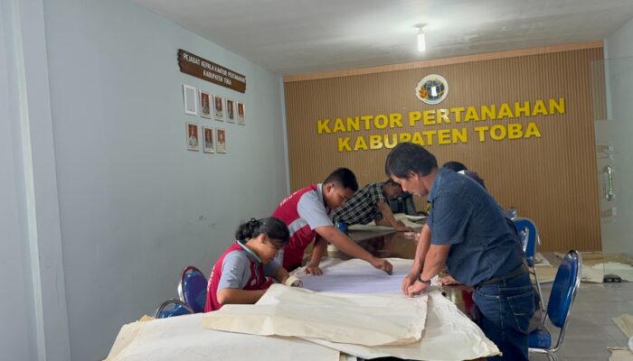 Kantah Toba Tata Ulang Arsip untuk Tingkatkan Pelayanan dan Keamanan Dokumen