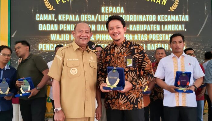 Pertamina EP Pangkalan Susu Raih Penghargaan Wajib Pajak Teladan dari Bupati Langkat